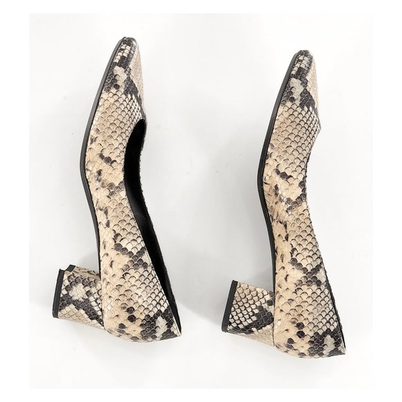 AQUATALIA Snakeskin Embossed Leather Pumps - Picture 4 of 11